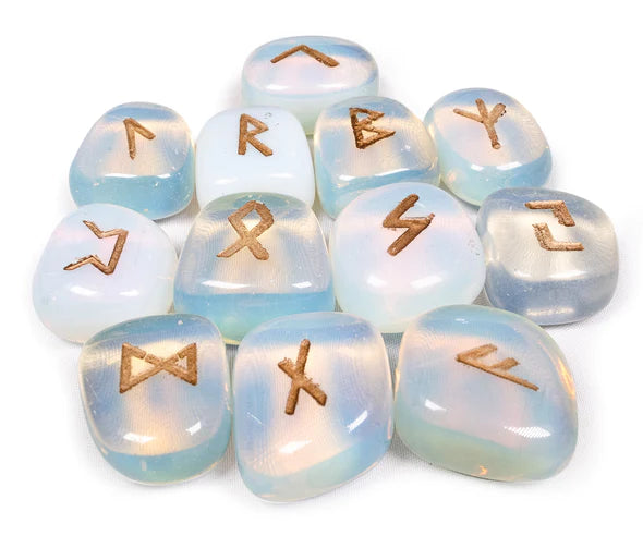 Rune in Pietra di Luna